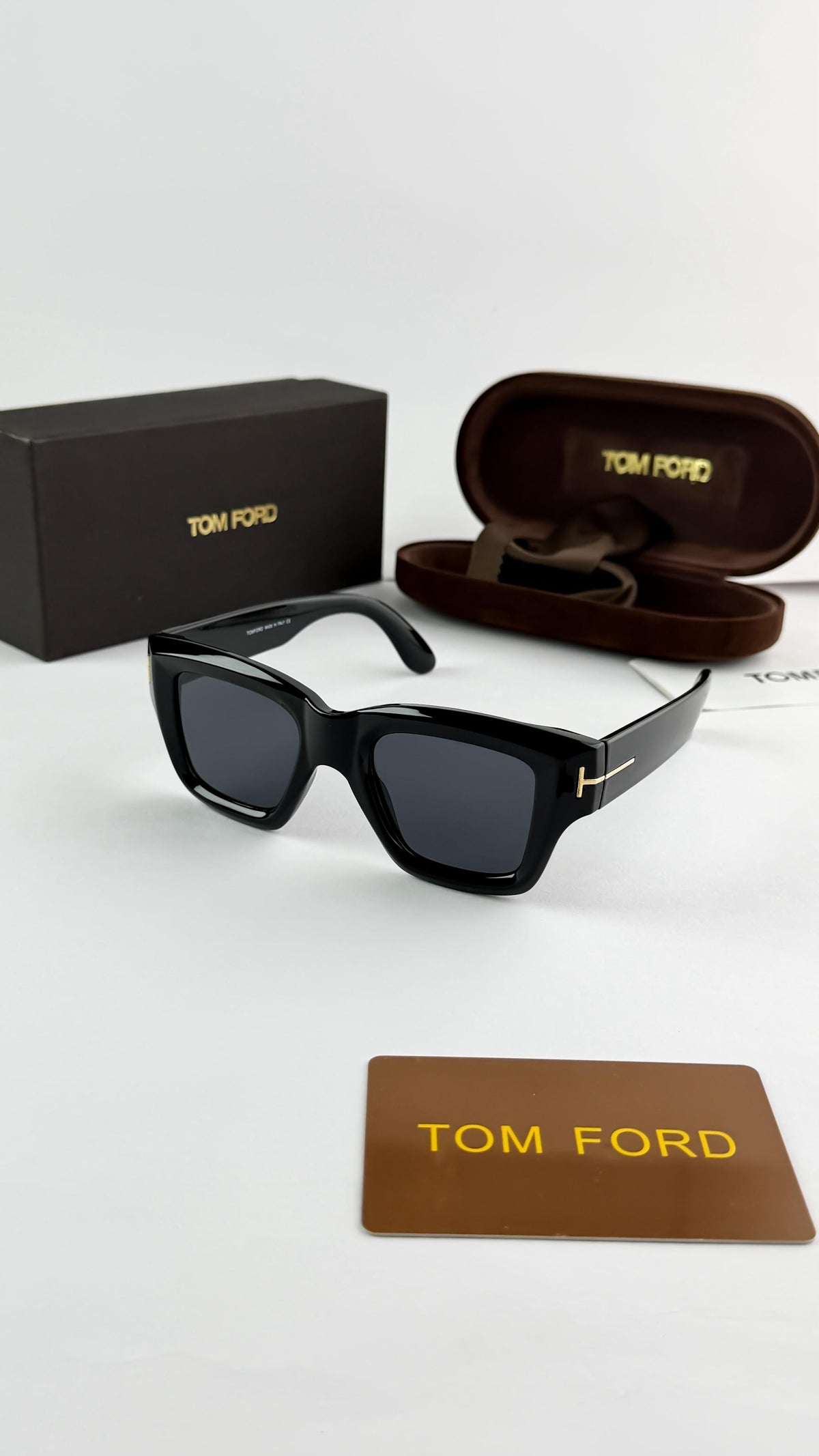 Tom Ford Black Shine 184