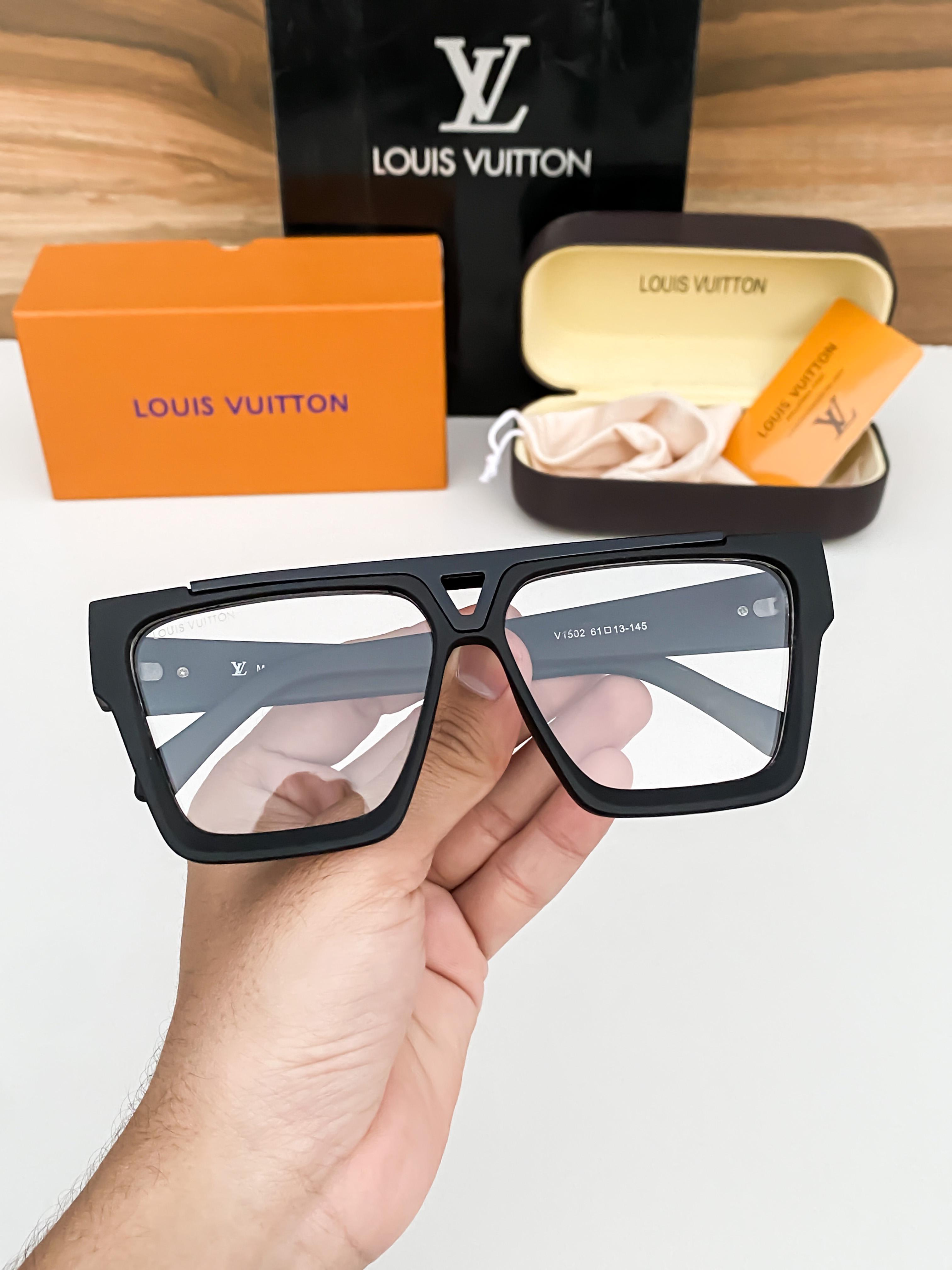 Louis Vuitton Black Plano 1502