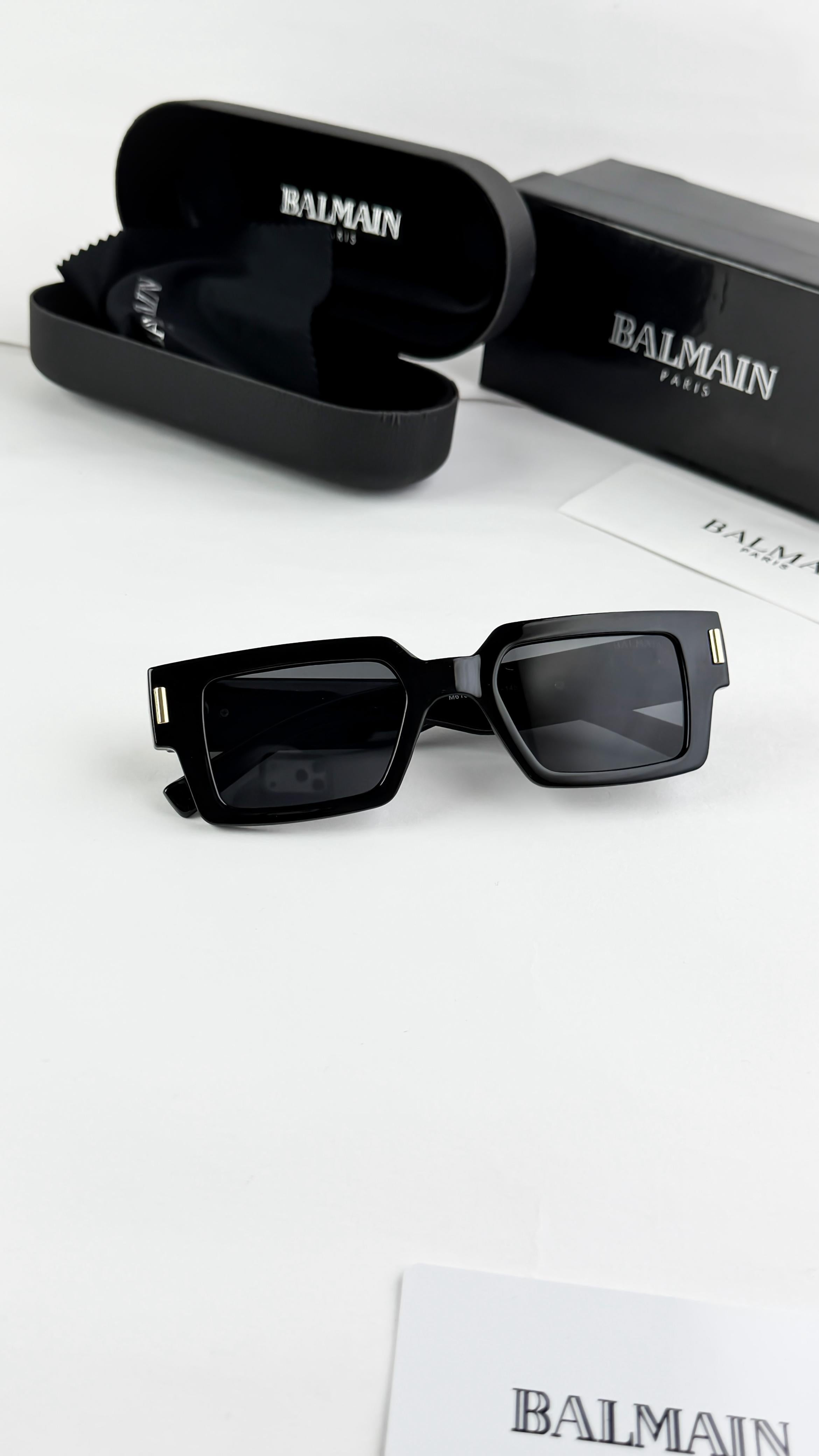 Balmain Gold Black 6108