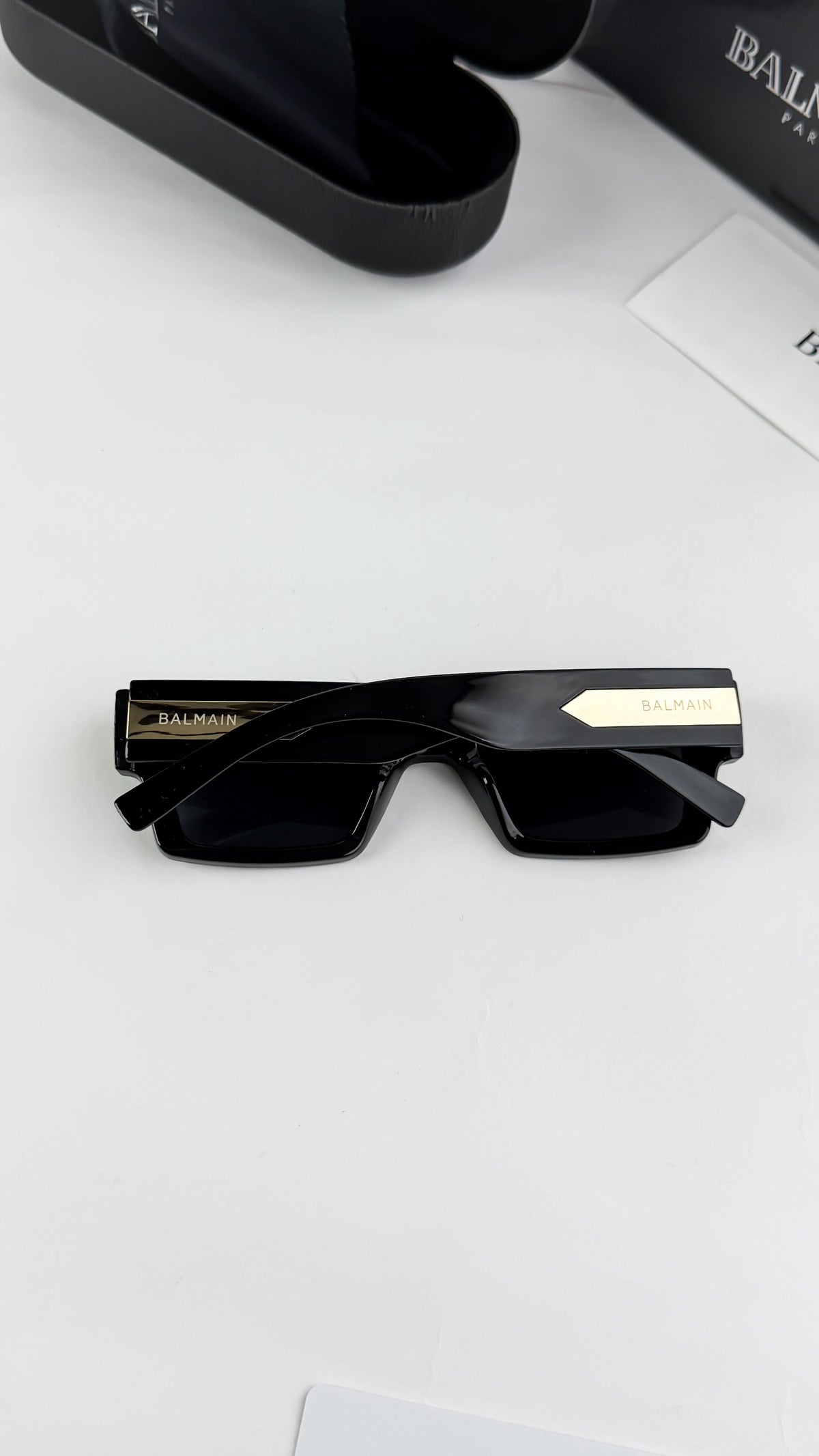 Balmain Gold Black 6108