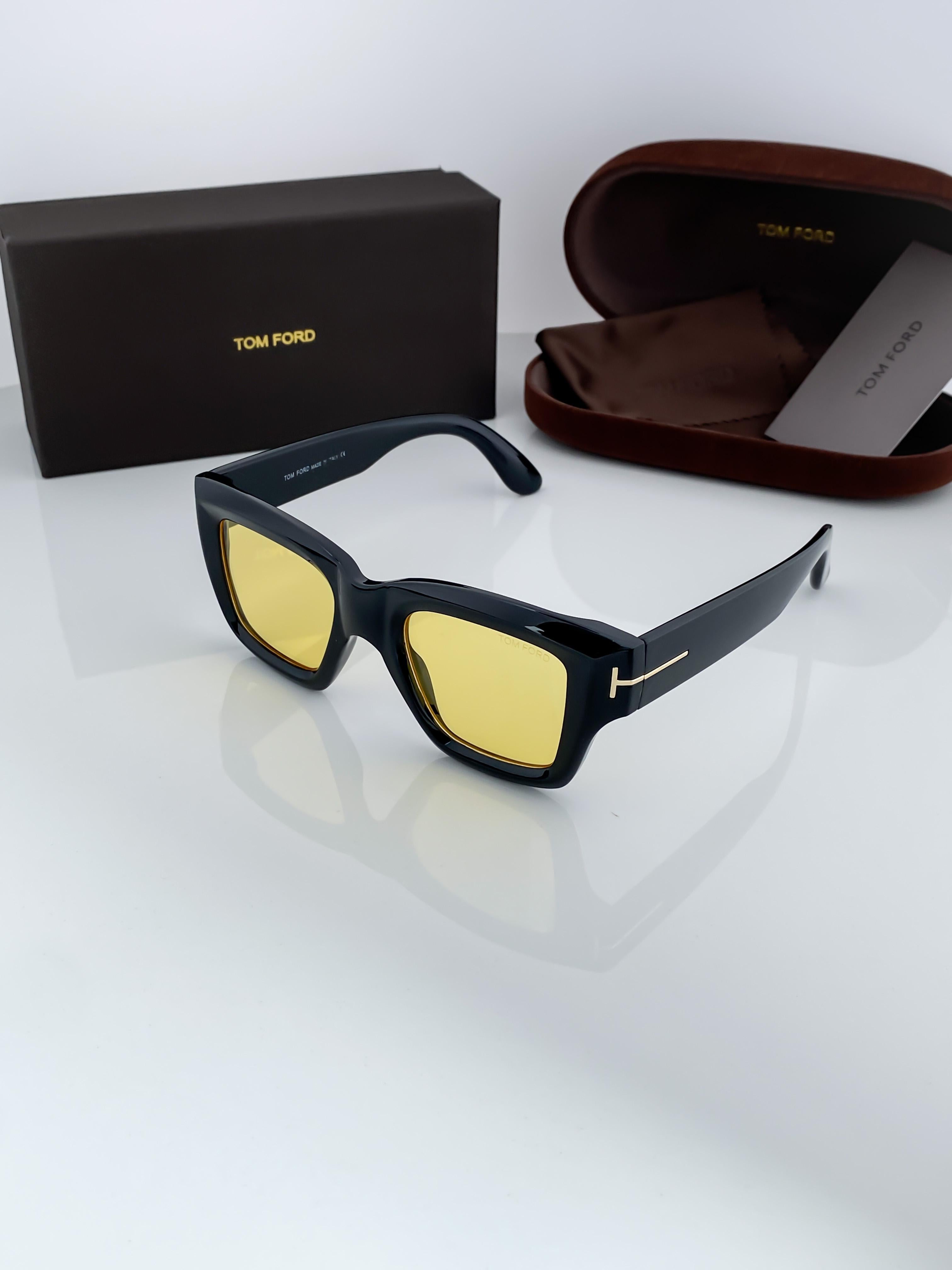 Tom Ford Yellow Candy 184