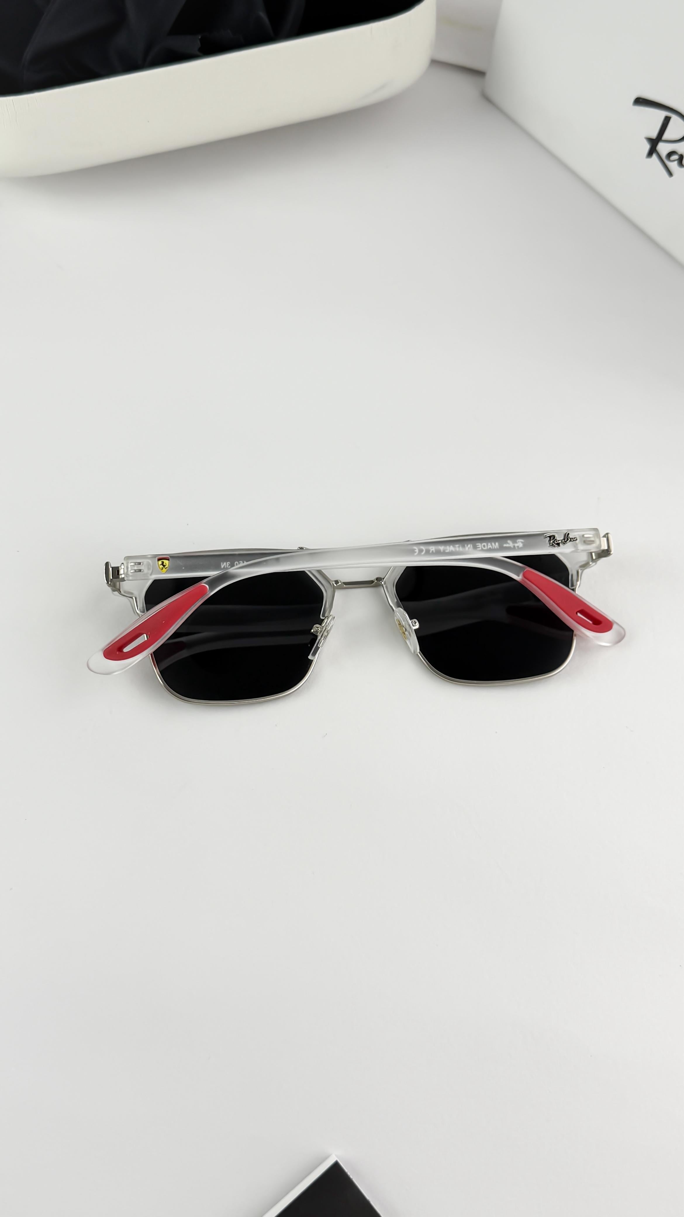 Rayban Ice Black 04