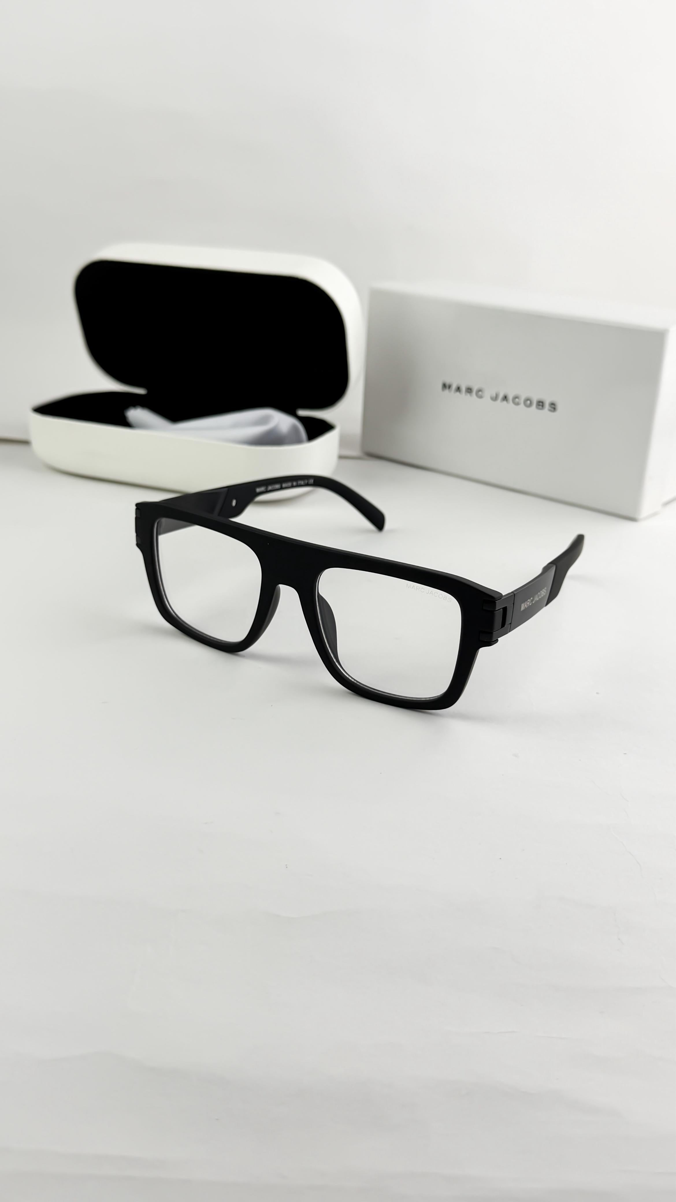 Marc Jacobs Men's Black Rectangular Optical Frame