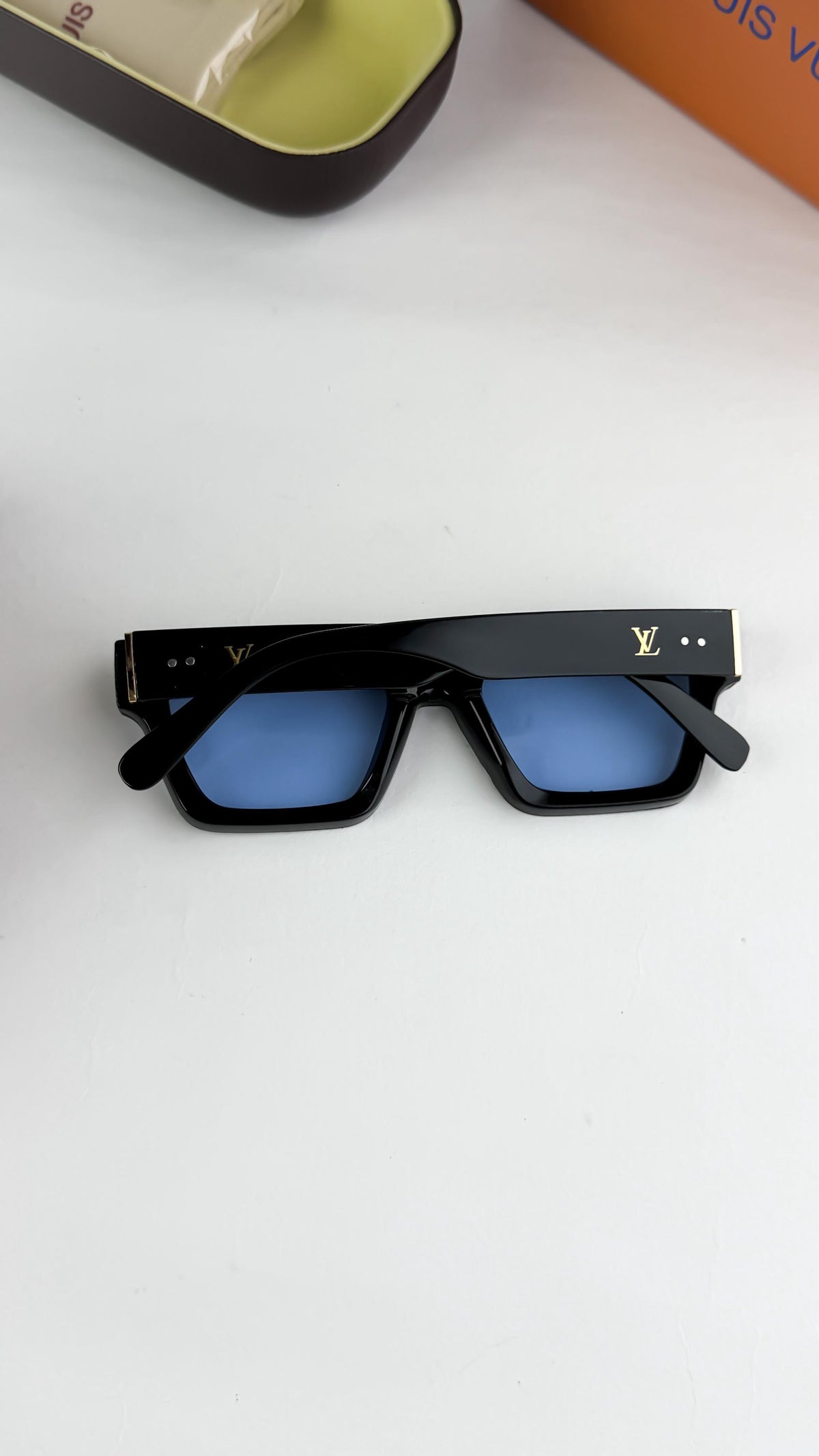 Louis Vuitton Black Blue UV Men's Sunglasses
