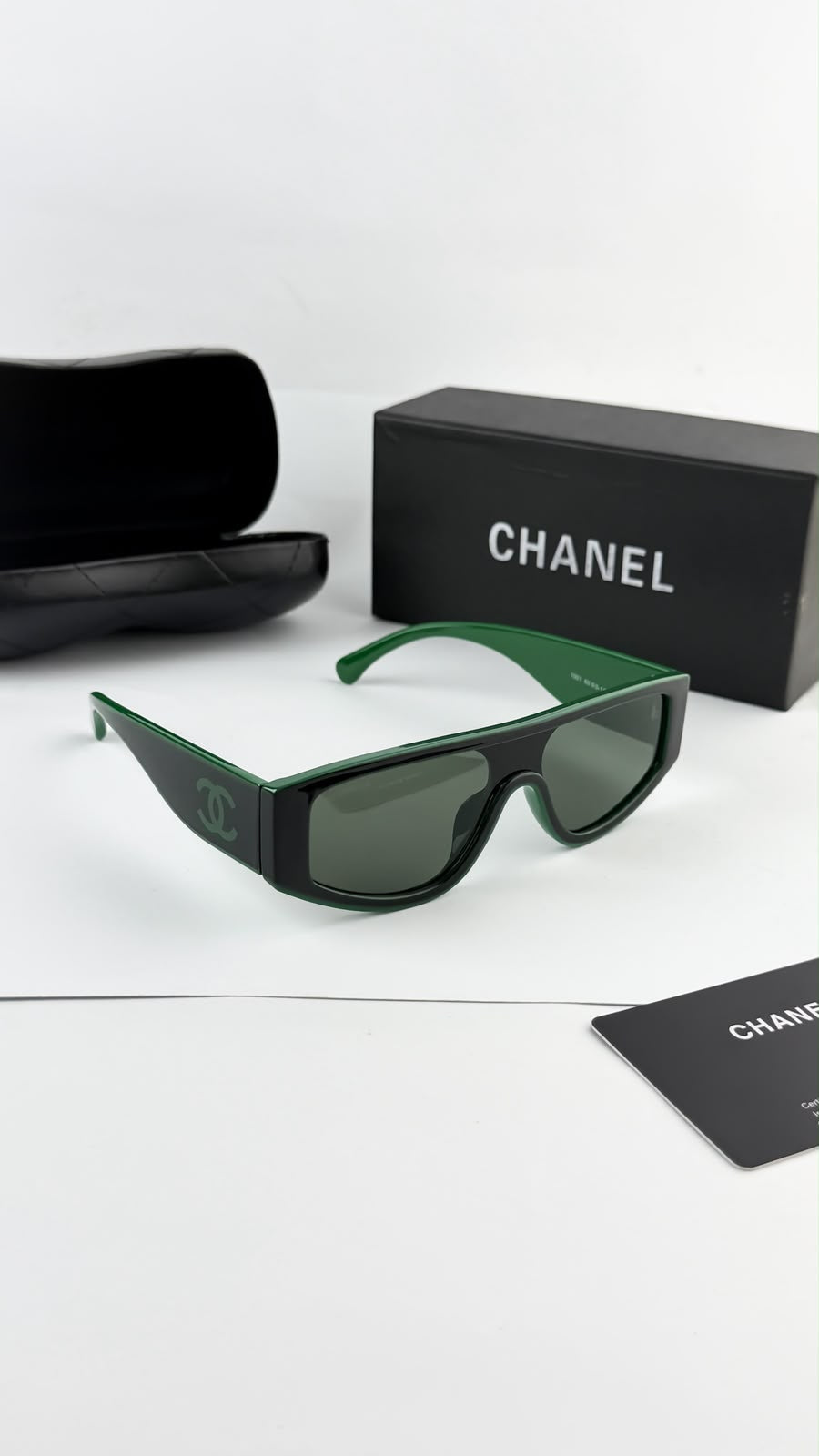Chanel Green Unisex Sunglasses