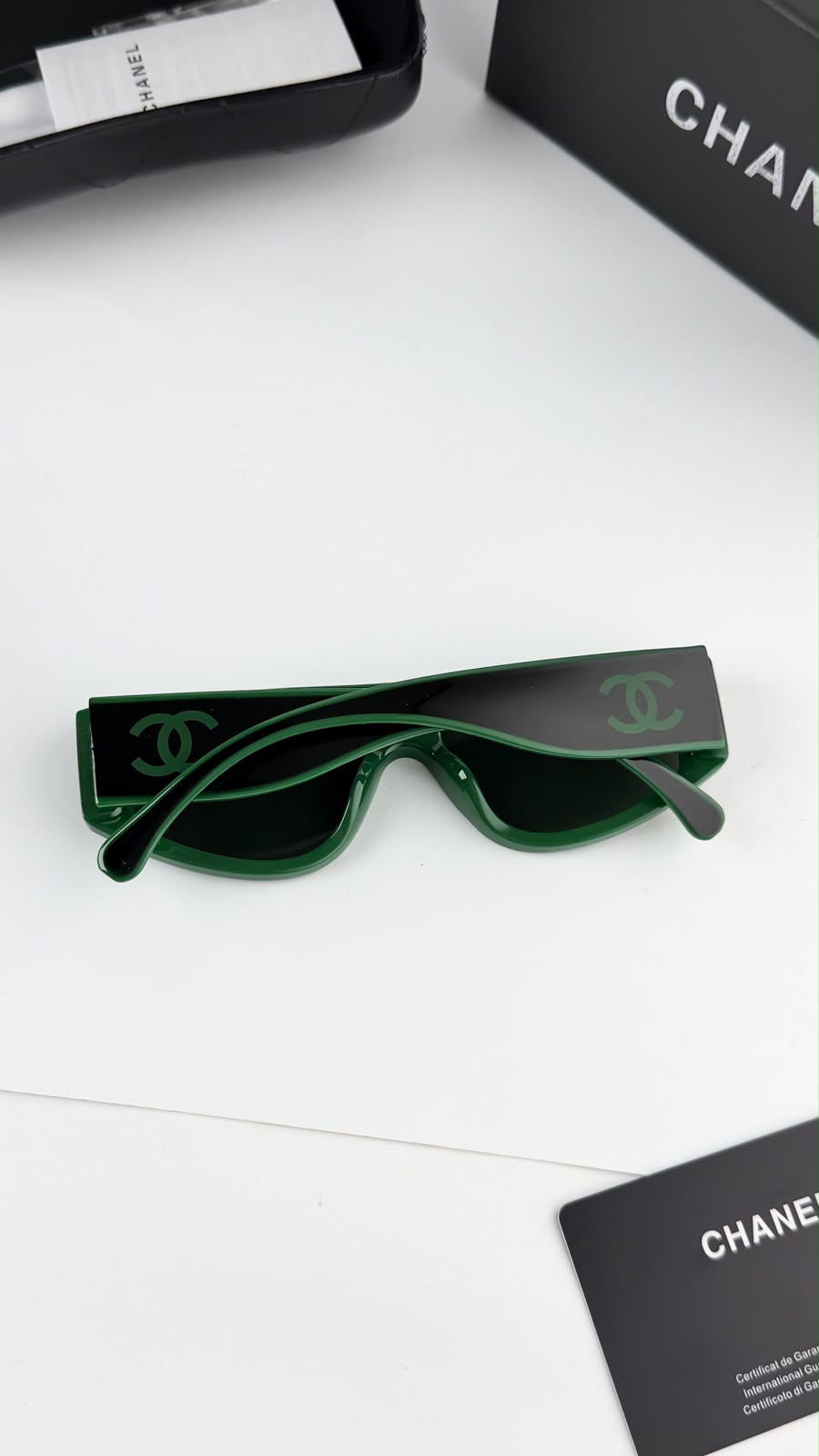 Chanel Green Unisex Sunglasses