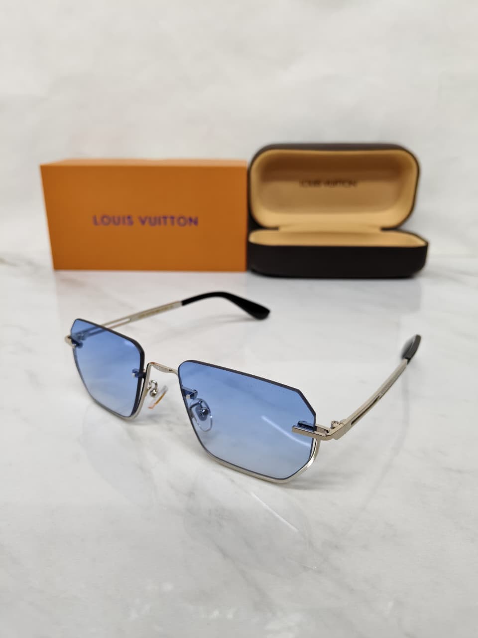Louis Vuitton Square Unisex Sunglasses Black Polycarbonate