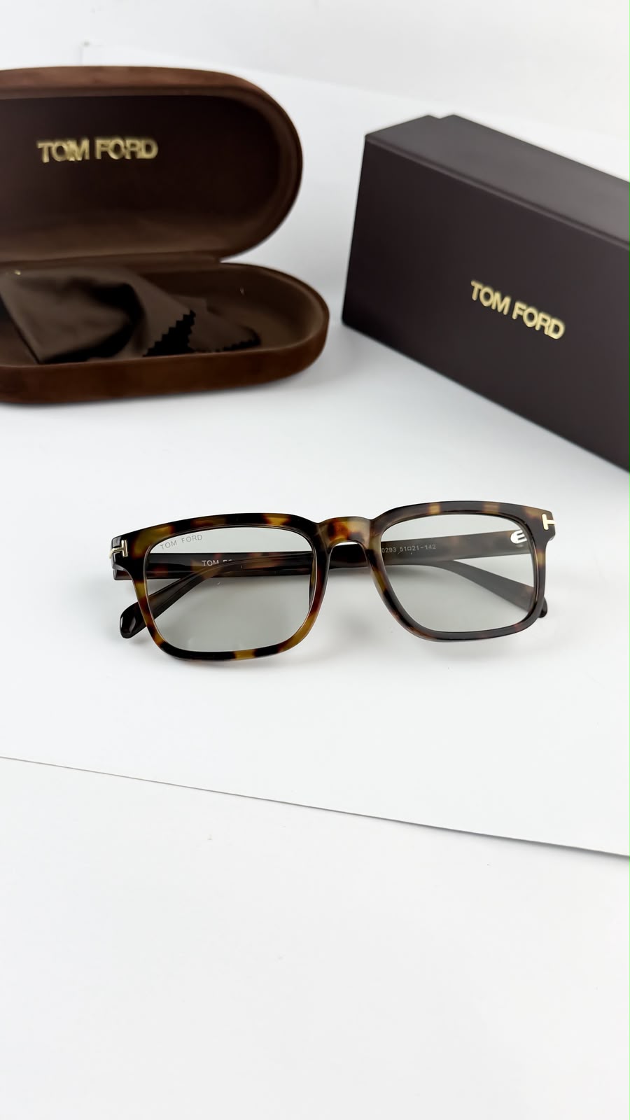 T Ford Men Green Lens & Brown Square Sunglasses