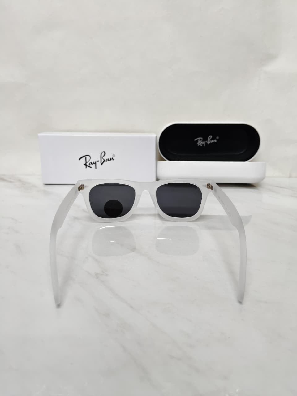 Rayban Unisex Square UV Protected Lens Sunglasses