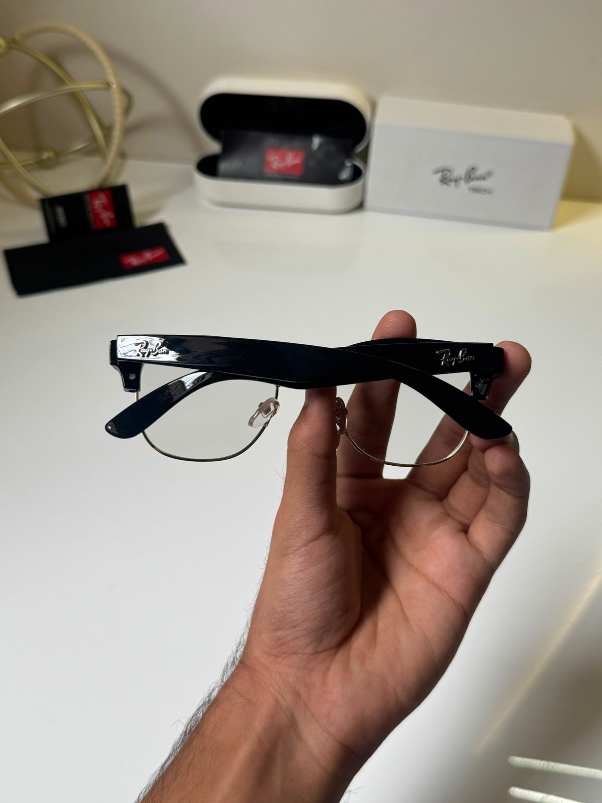 Ray-Ban Unisex Round Gold Frame