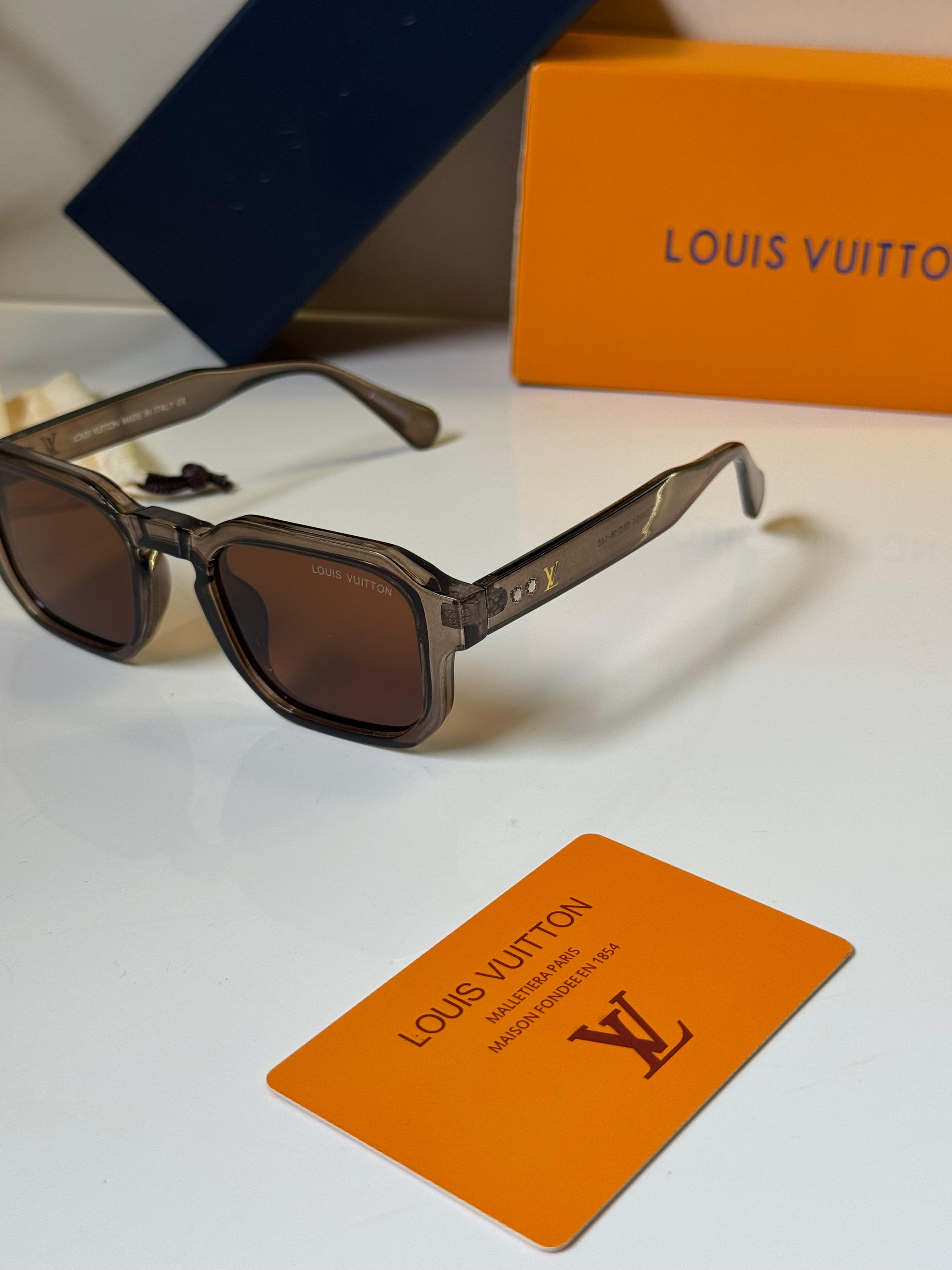 Louis Vuitton square translucent grey frames and warm brown-tinted lenses Women sunglasses