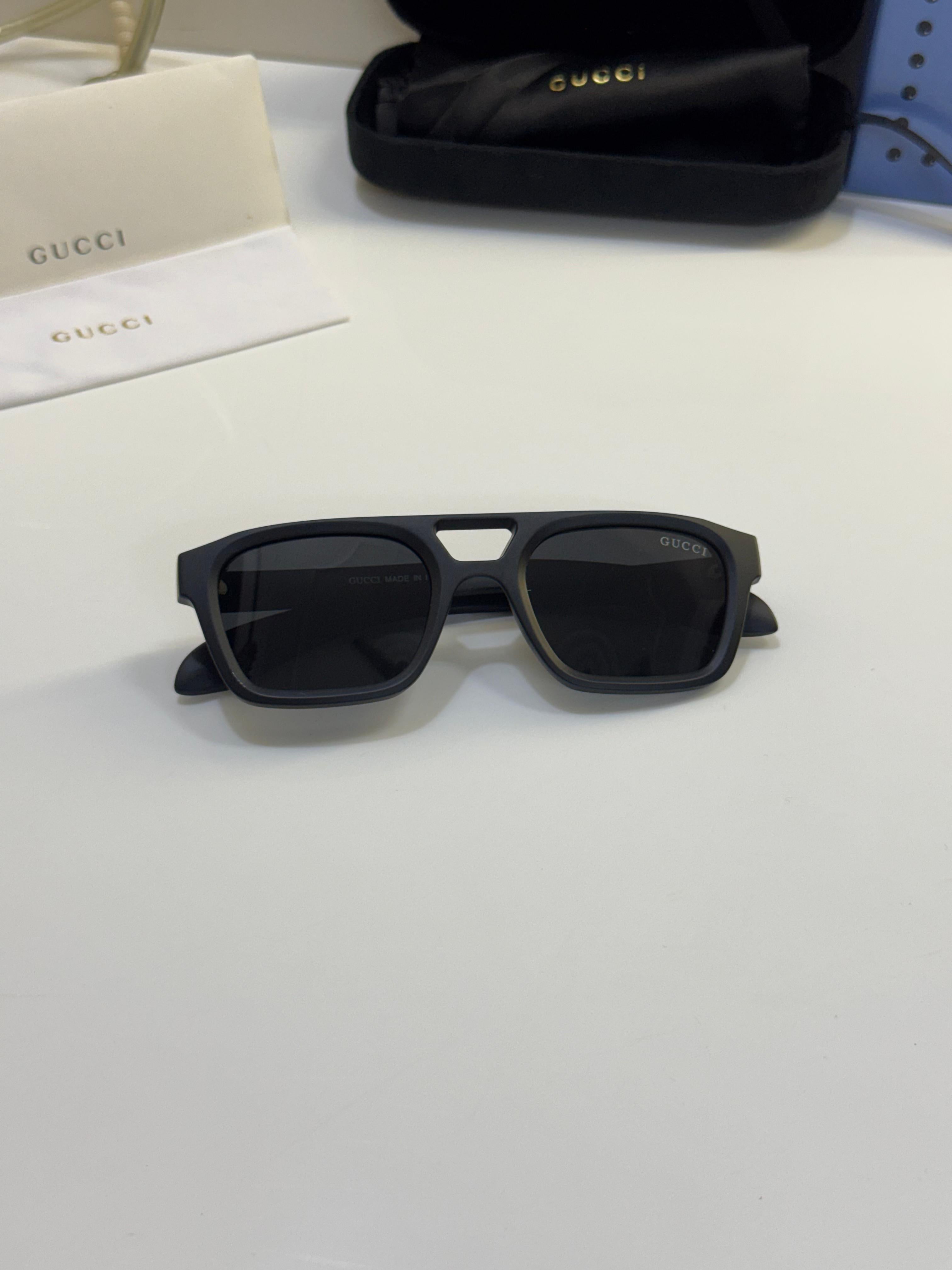 Gucci Grey Black Premium Quality Men's Sunglass