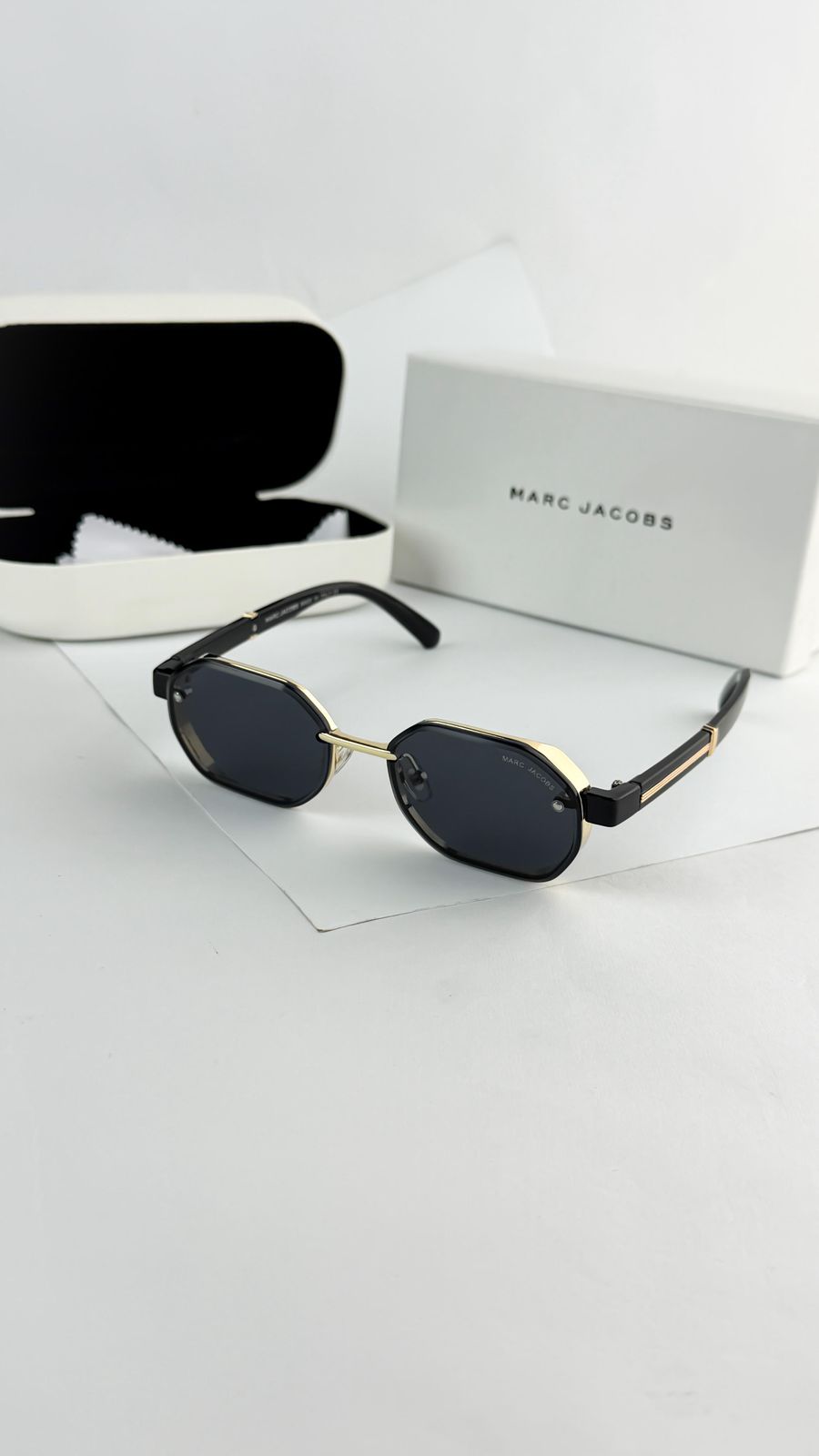 Marc Jacobs Gold Black Unisex Sunglasses