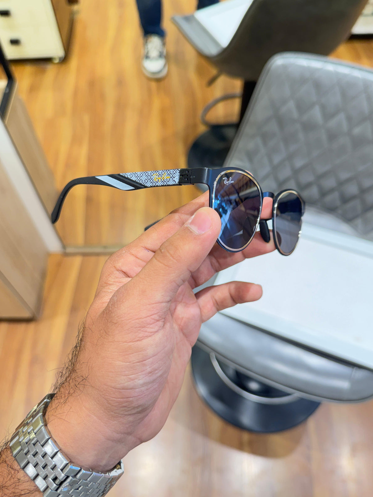 Black Ray Ban Metal UV Protection Unisex Sunglasses