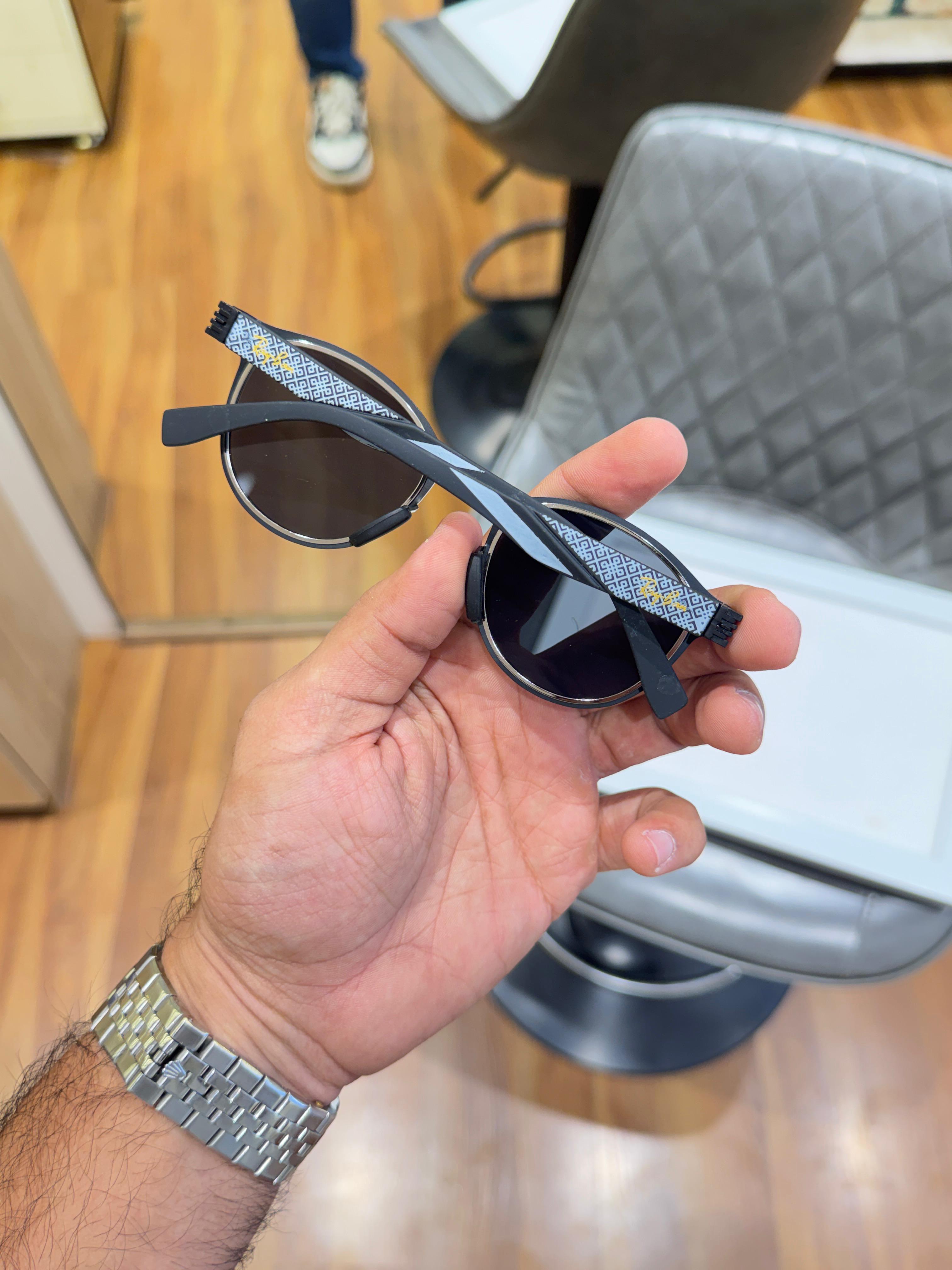 Black Ray Ban Metal UV Protection Unisex Sunglasses