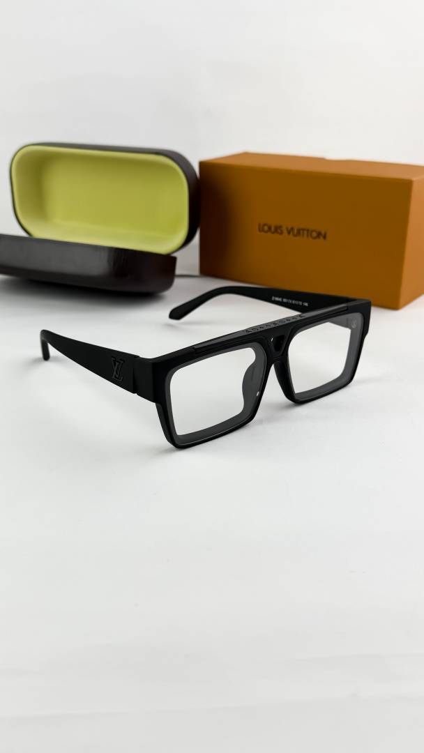 Street Luxe Sunglasses view 2