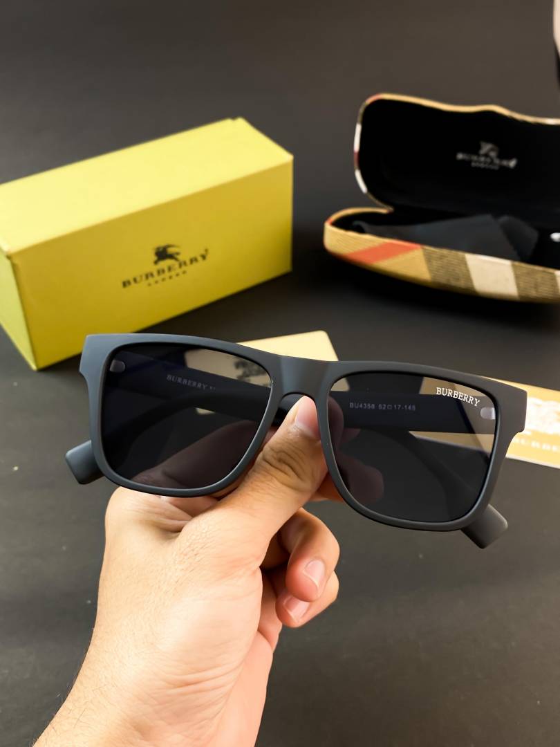 Classic Line Sunglasses view 2